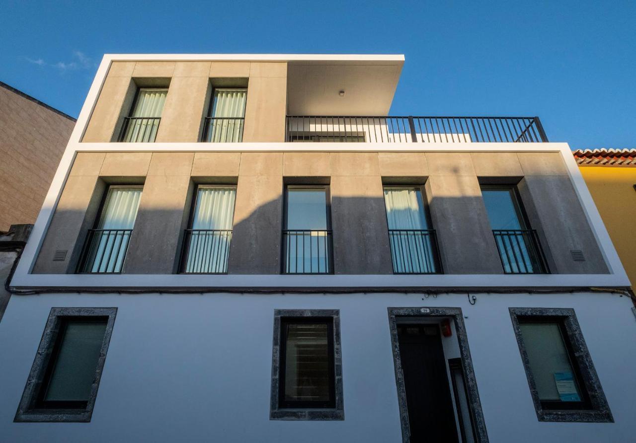 Magma Hostel Ponta Delgada Buitenkant foto